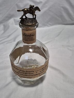 Blanton's Horse Bottle Stopper - Bronze Accent Letter O